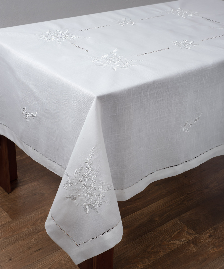 7116-5 Τραπεζομάντηλο 7116 (170cm x 450cm) λευκό SilkFashion - Image 1