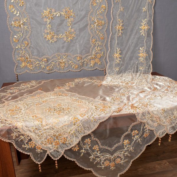 Σετ 7 τεμαχίων (85cm x 85cm, 40cm x 110cm, 130cm x 130cm, 2x38cm x 38cm, 2x55cm x 55cm) 7707 Χρυσό SilkFashion