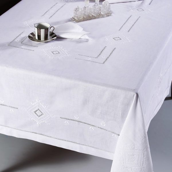 Χειροποίητο τραπεζομάντηλο 8122 (170cm x 220cm) λευκό SilkFashion