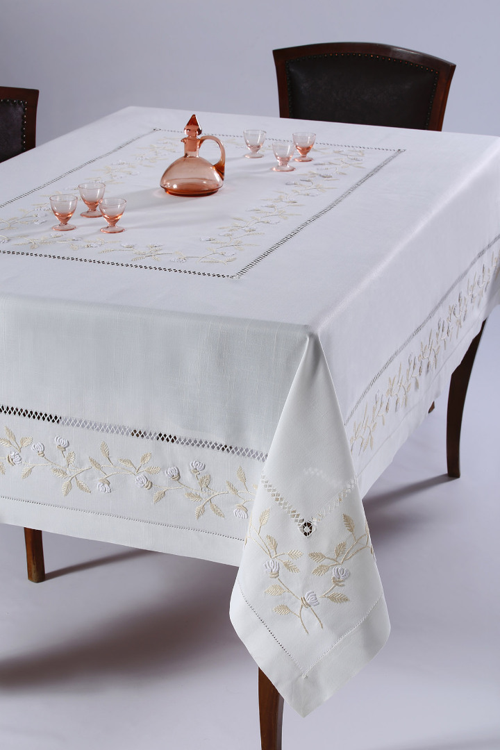 8302-5 Χειροποίητο σετ 8302 (7 τεμαχίων) λευκό SilkFashion - Image 1