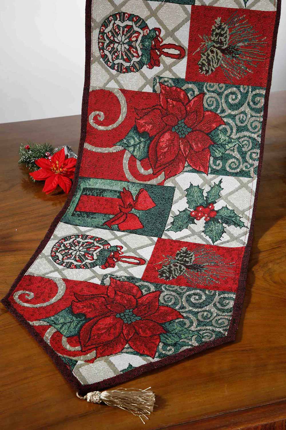 9001 χριστουγεννιάτικη τραβέρσα (35cm x 170cm ) 9001 SilkFashion - Image 1