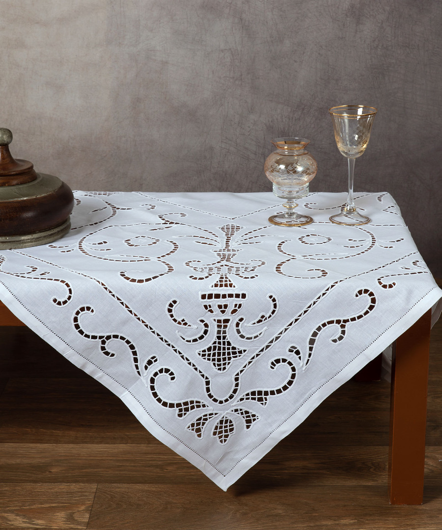 9402 Χειροποίητο τραπεζοκαρέ 9402 (140cm x 140cm) SilkFashion - Image 1