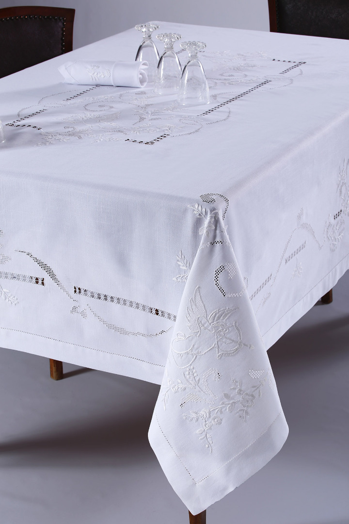 960b-4 Χειροποίητο τραπεζομάντηλο 960b (170cm x 270cm) λευκό SilkFashion - Image 1