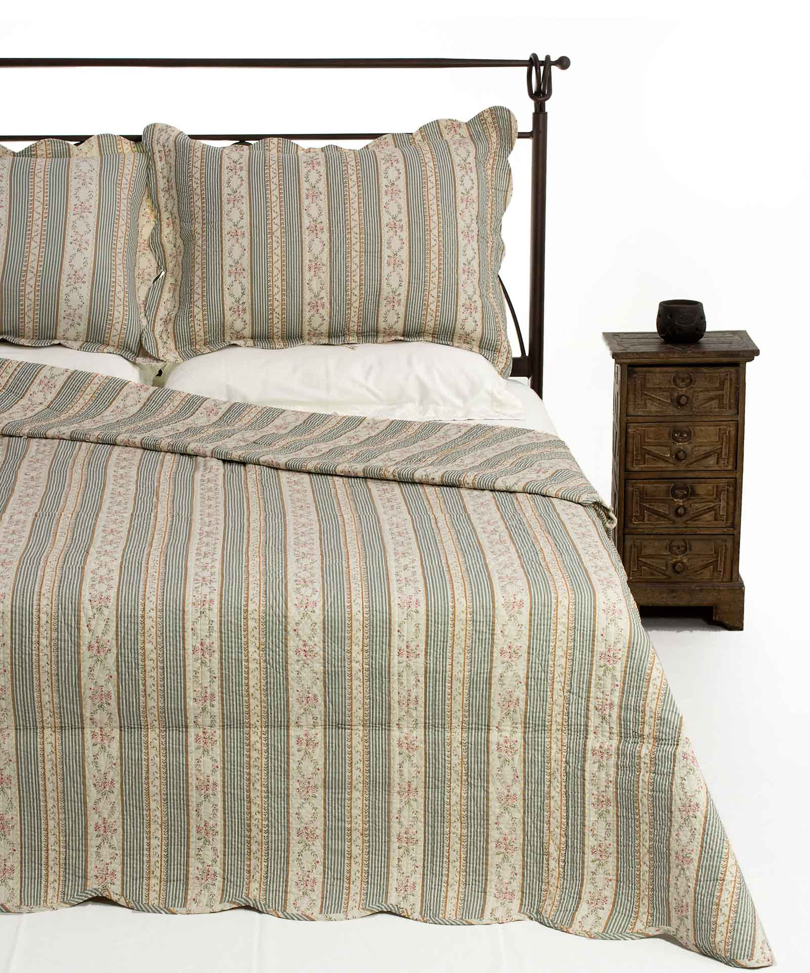 C1a ΚΟΥΒΕΡΛΙ σετ (160cm x 220cm + 1 x 50cm x 70cm) C1 SilkFashion - Image 1