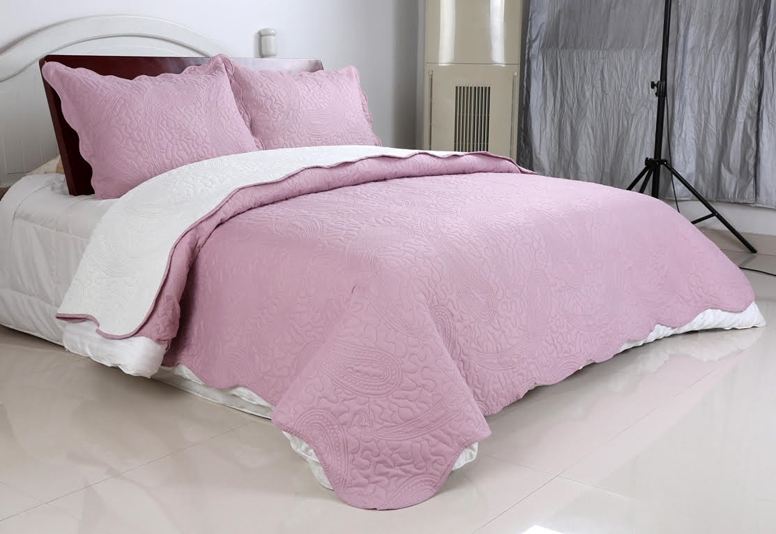 PINK-CREAM-PINKSONICb ΚΟΥΒΕΡΛΙ σετ (220cm x 240cm + 2 x 50cm x 70cm) λαχούρι PINK & CREAM SilkFashion - Image 1