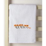 Πετσέτα Σώματος ( 100cm x 150cm ) Λευκό με Πορτοκαλί Λουλούδι SilkFashion