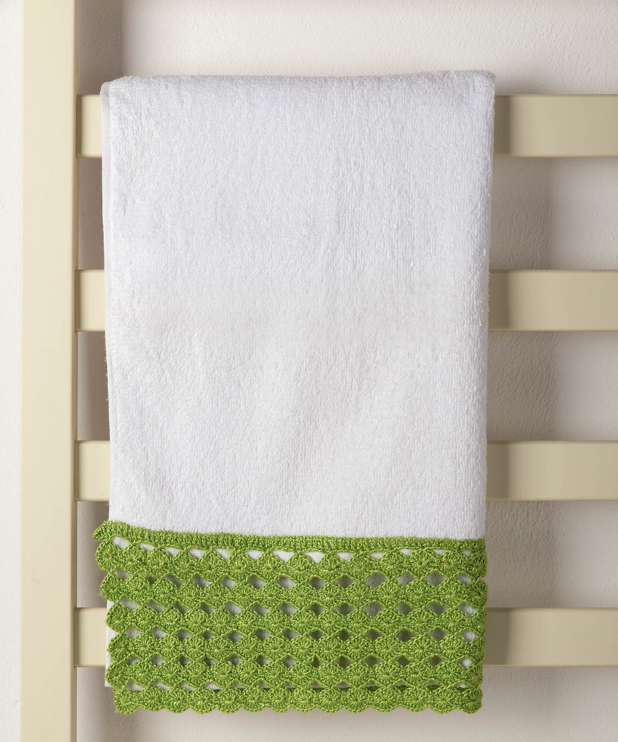 Untitled-2580-1 Πετσέτα Προσώπου (50cm x 100cm) με δαντέλα λευκό/πράσινο SilkFashion - Image 1