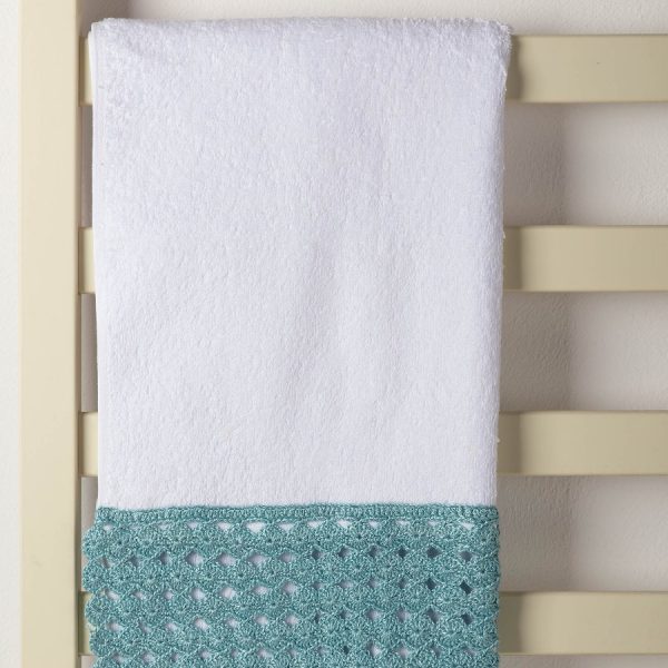 Πετσέτα Σώματος (100cm x 150cm) με δαντέλα λευκό/μπλε SilkFashion