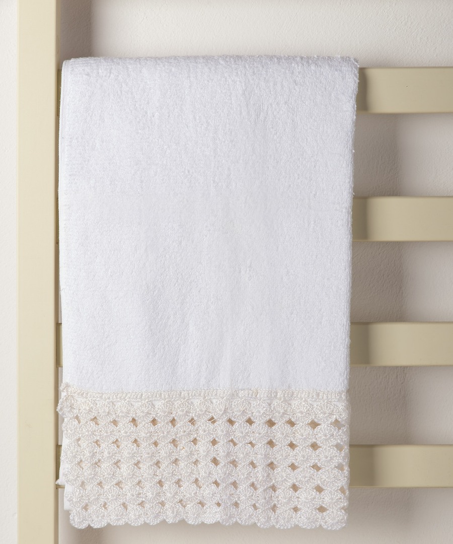 Untitled-2588-1 Πετσέτα Προσώπου (50cm x 100cm) με δαντέλα λευκό SilkFashion - Image 1