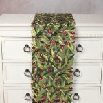 Τραβέρσα 2352 (30cm x 160cm) κόκκινη ελιά SilkFashion