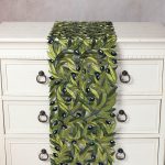 Τραβέρσα 2352 (30cm x 160cm) μαύρη ελιά SilkFashion