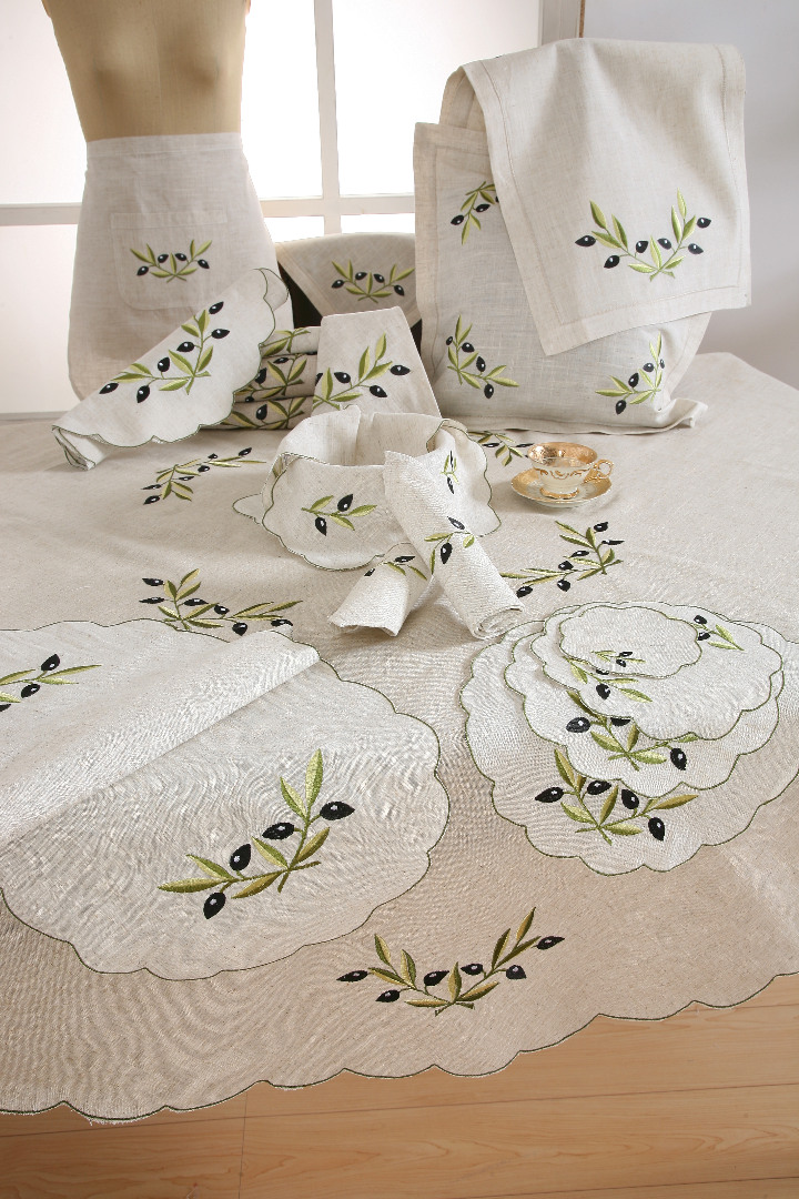 bg23b-7 Τραπεζομάντηλο bg23b (160cm x 350cm) SilkFashion - Image 1