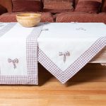 τραπεζομάντηλα (140cm x 180cm) bow ivory/μωβ SilkFashion