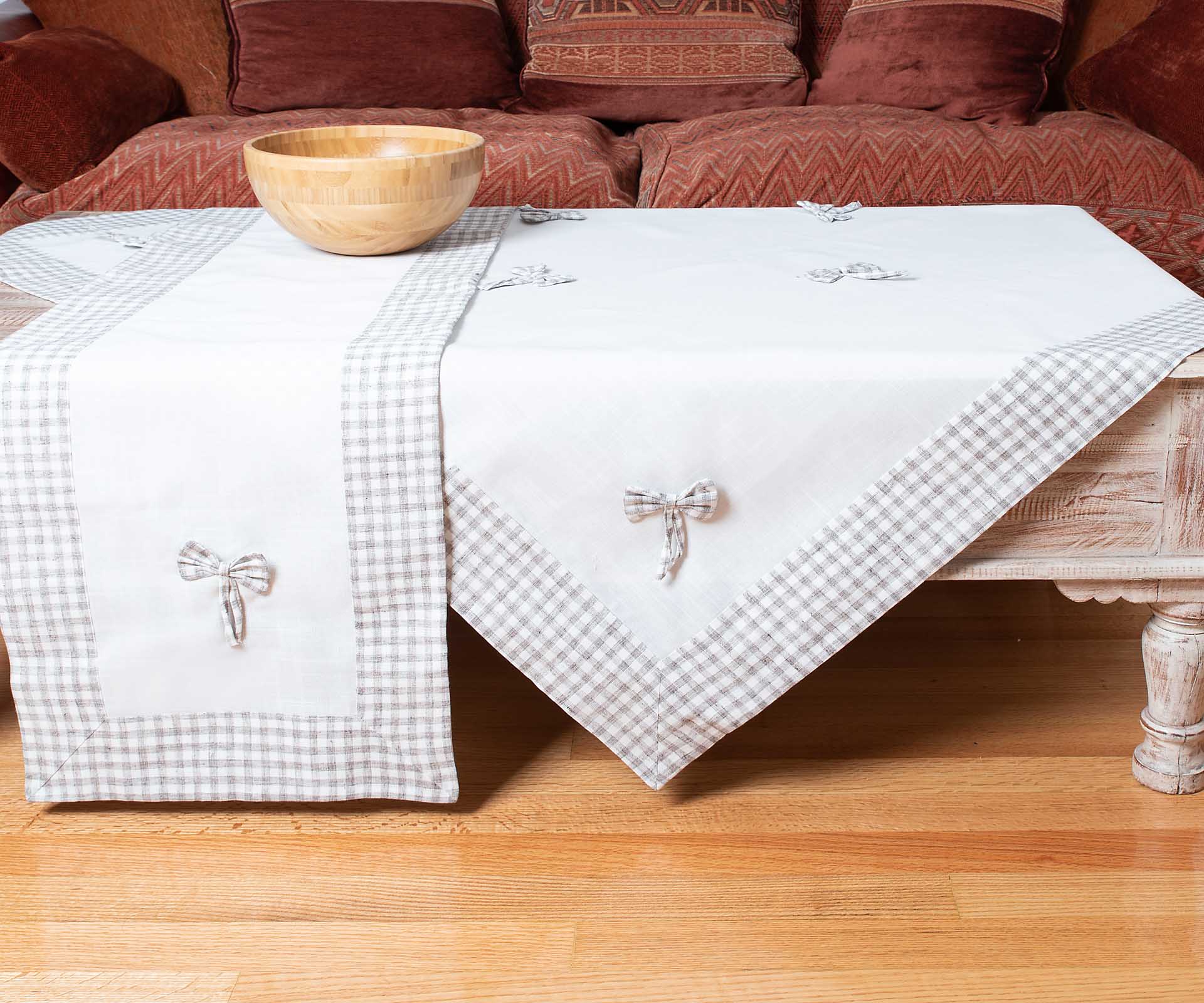 bowivorympez4 τραπεζομάντηλα (140cm x 180cm) bow ivory/μπεζ SilkFashion - Image 1