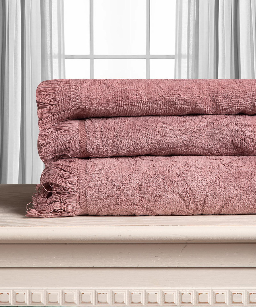 lightbrown-1 Βαμβακερή ζακάρ πετσέτα ALICIA 520gsm (50cm x 100cm) ανοιχτό καφέ SilkFashion - Image 1