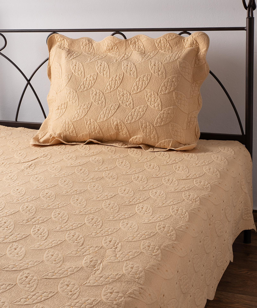 m128xryso ΚΟΥΒΕΡΛΙ σετ (160cm x 220cm + 1 x 50cm x 70cm) M128 χρυσό SilkFashion - Image 1