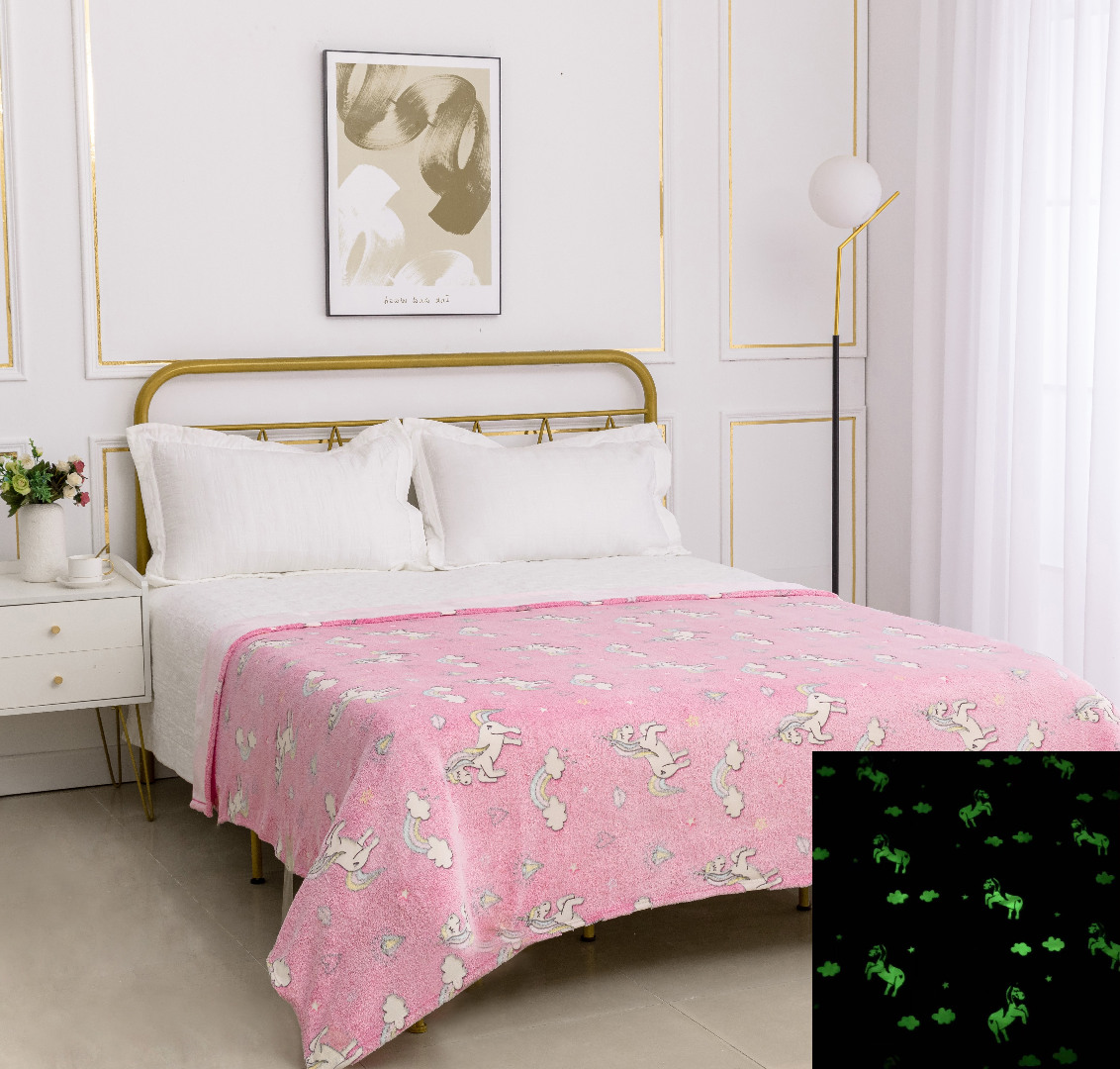 nx25-U1 Παιδική φωσφοριζέ κουβέρτα unicorn (170cm x 220cm) ρόζ SilkFashion - Image 1