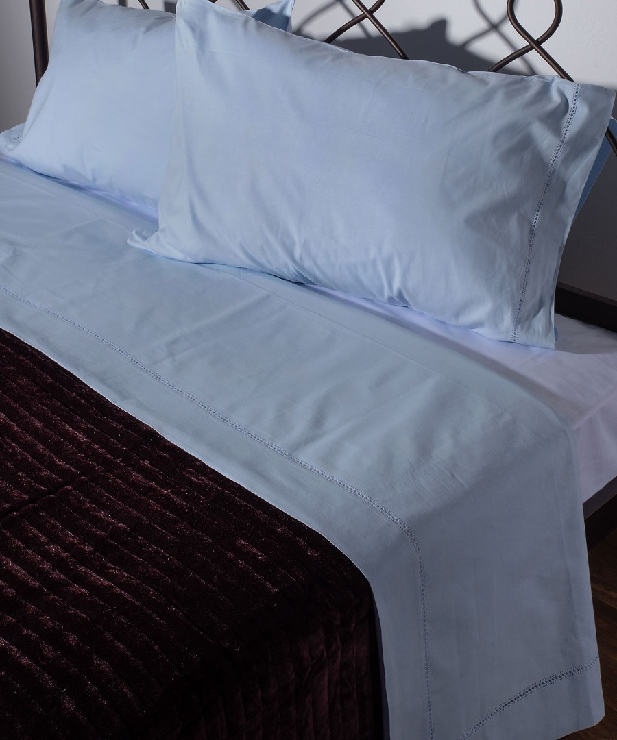 nx46azoursiel ΧΕΙΡΟΠΟΙΗΤΟ ΣΕΝΤΟΝΙ ΜΕ ΑΖΟΥΡ ΝΧ46 ΤΡΙΩΝ ΤΕΜΑΧΙΩΝ (225CM X 250CM) ΣΙΕΛ SilkFashion - Image 1