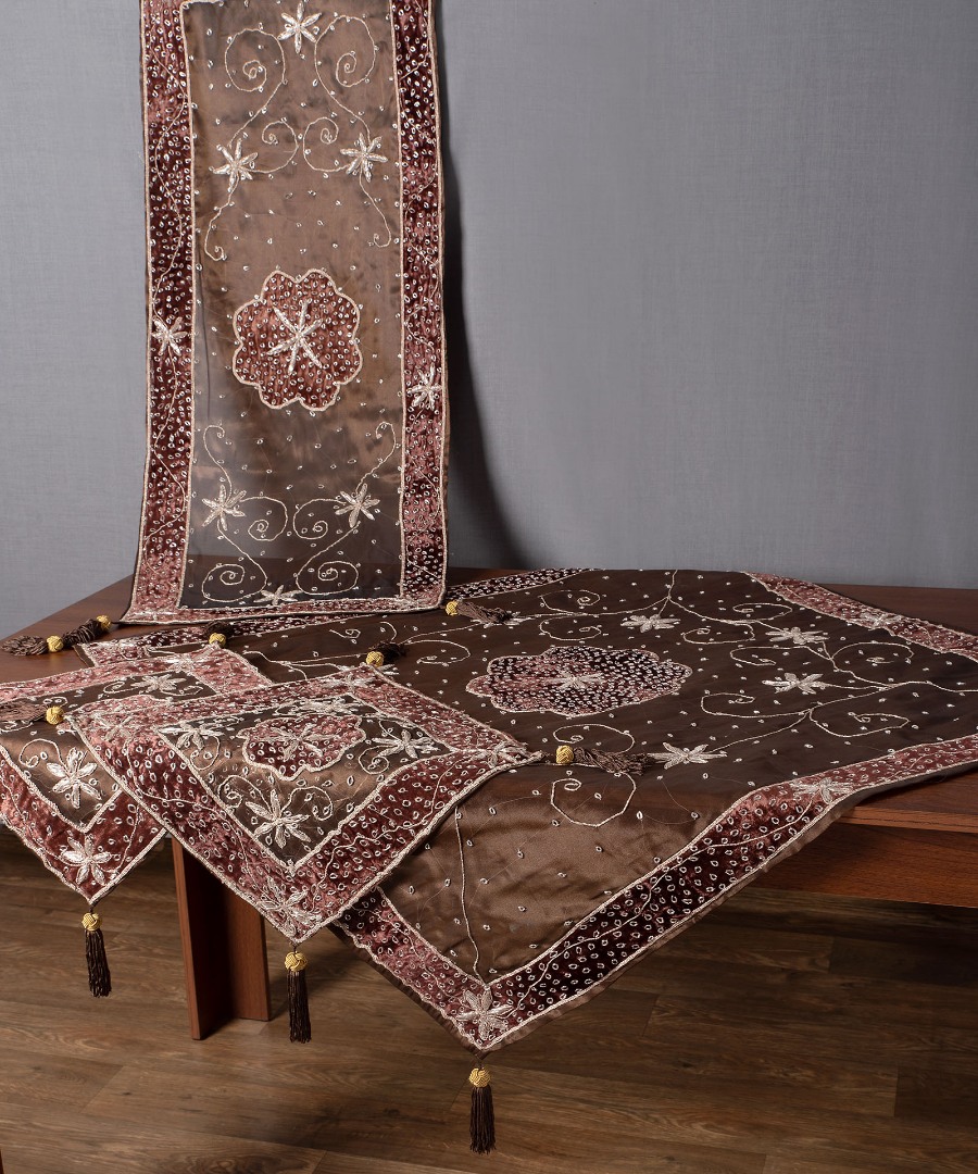 ouraniakafe Σετ 4 τεμαχίων (90cm x 90cm, 42cm x 105cm, 2x38cm x 38cm) Ουρανία Καφέ SilkFashion - Image 1