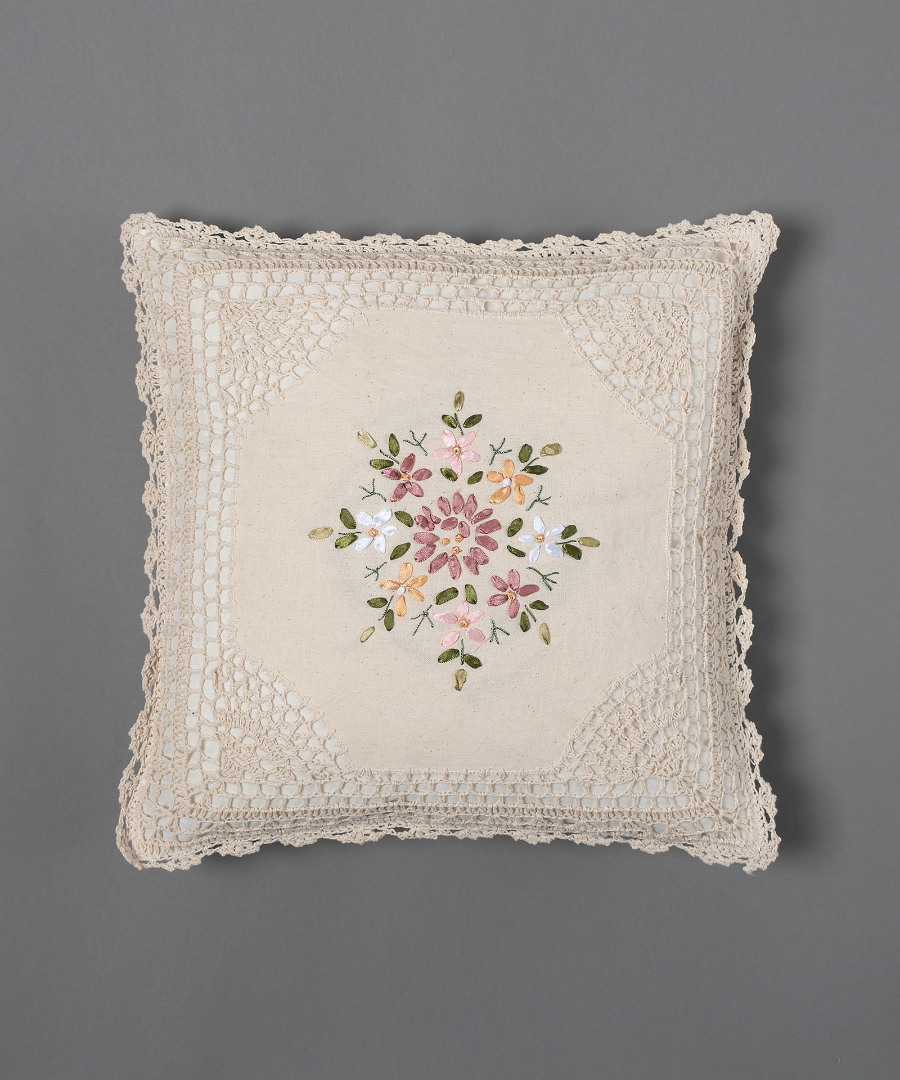 plektokordela8 ΜΑΞΙΛΑΡΟΘΗΚΗ (40cm x 40cm) πλεκτό κορδέλα 8 SilkFashion - Image 1