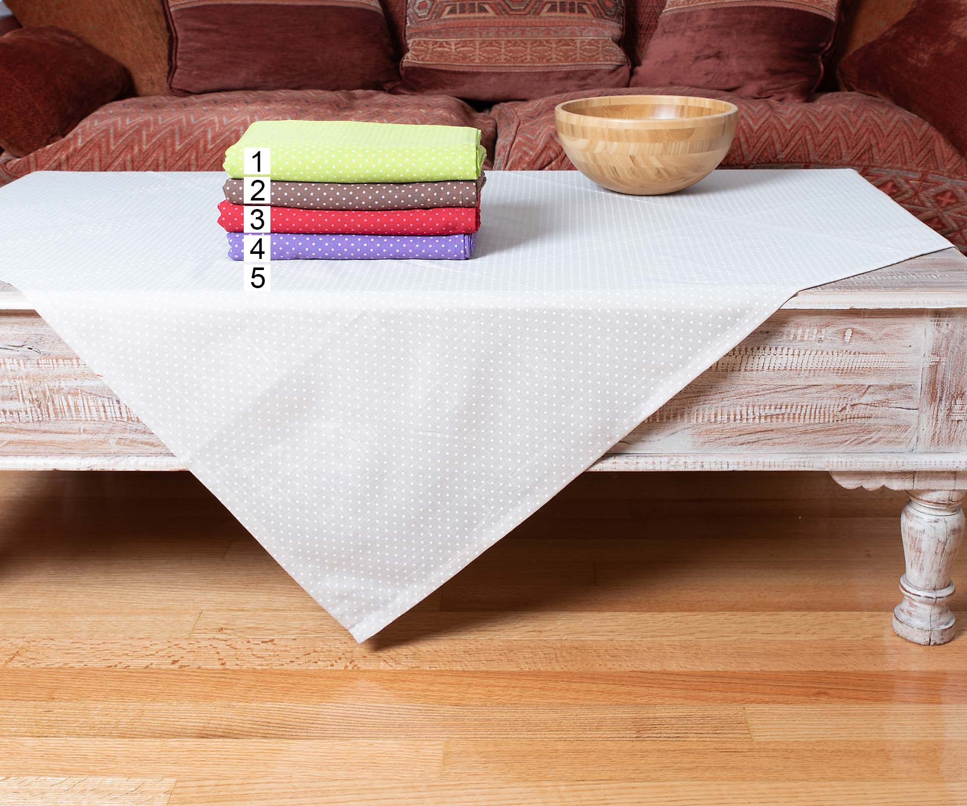 poualaxani4 τραπεζομάντηλα (160cm x 220cm) πουά λαχανί SilkFashion - Image 1