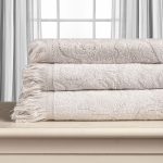 Βαμβακερή ζακάρ πετσέτα ALICIA 520gsm (40cm x 60cm) silver SilkFashion