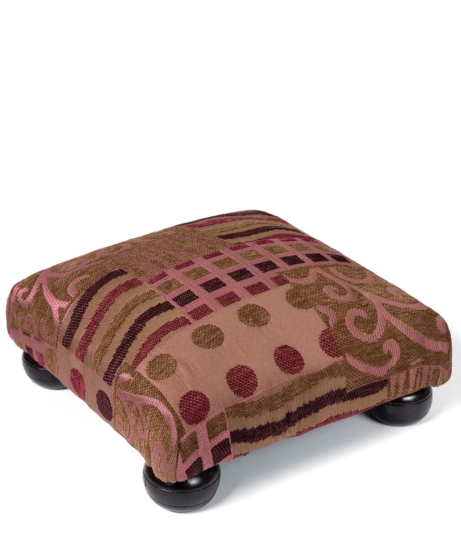 skamni602pyknomelitzani Υποπόδιο (30cm X 30cm X 14cm) 602 πυκνό μελιτζανί SilkFashion - Image 1