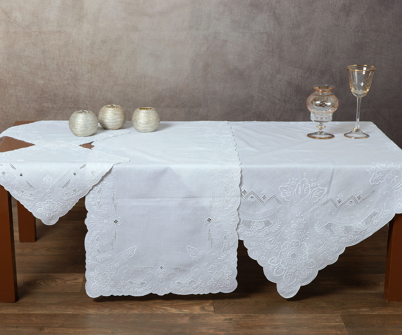 sp1-1 Χειροποίητο πετσετάκι SP1 (60cm x 60cm) SilkFashion - Image 1