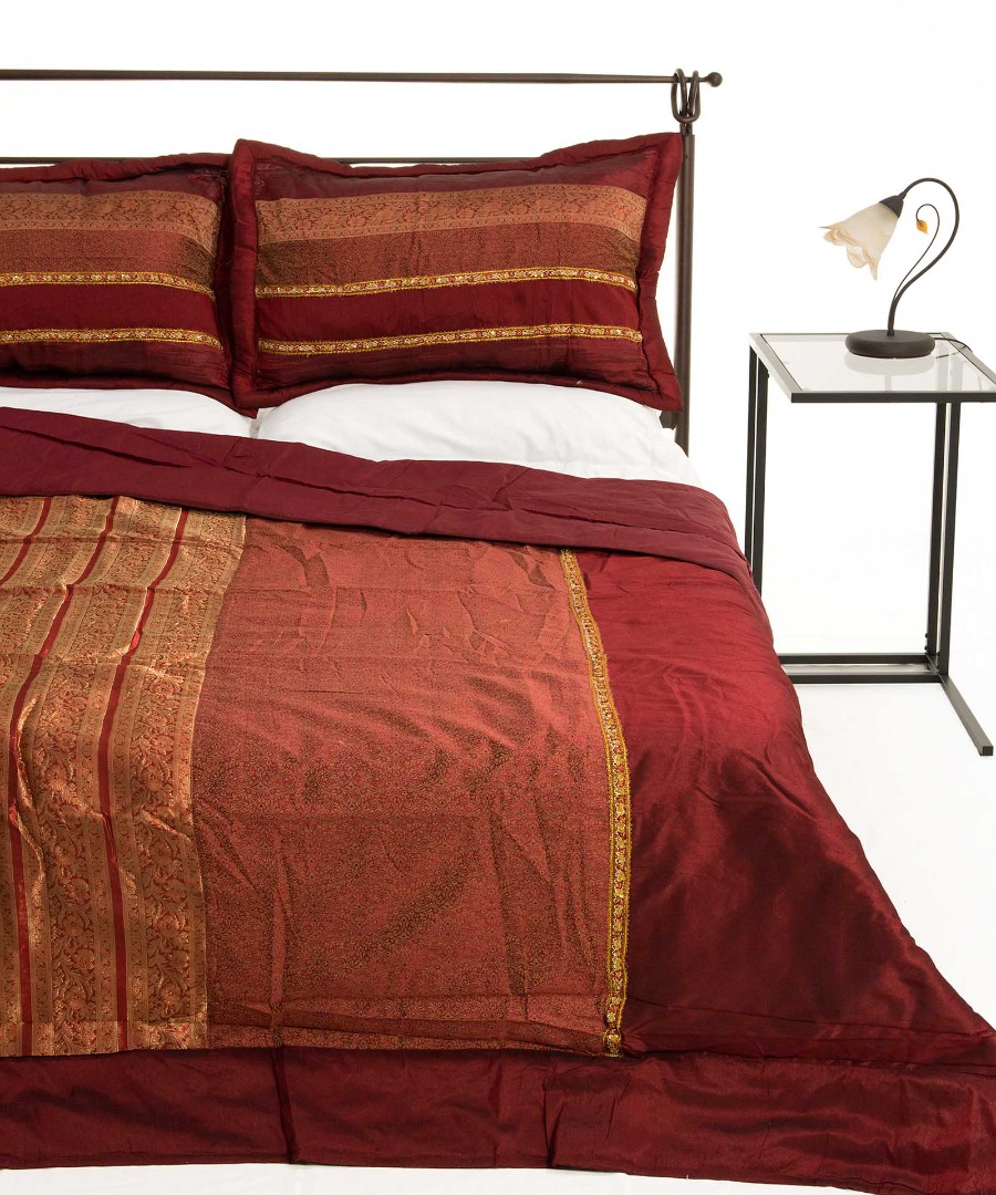 tajmahalbornto ΚΟΥΒΕΡΛΙ σετ (220cm x 240cm + 2 x 50cm x 70cm) TAJ MAHAL μπορντώ SilkFashion - Image 1