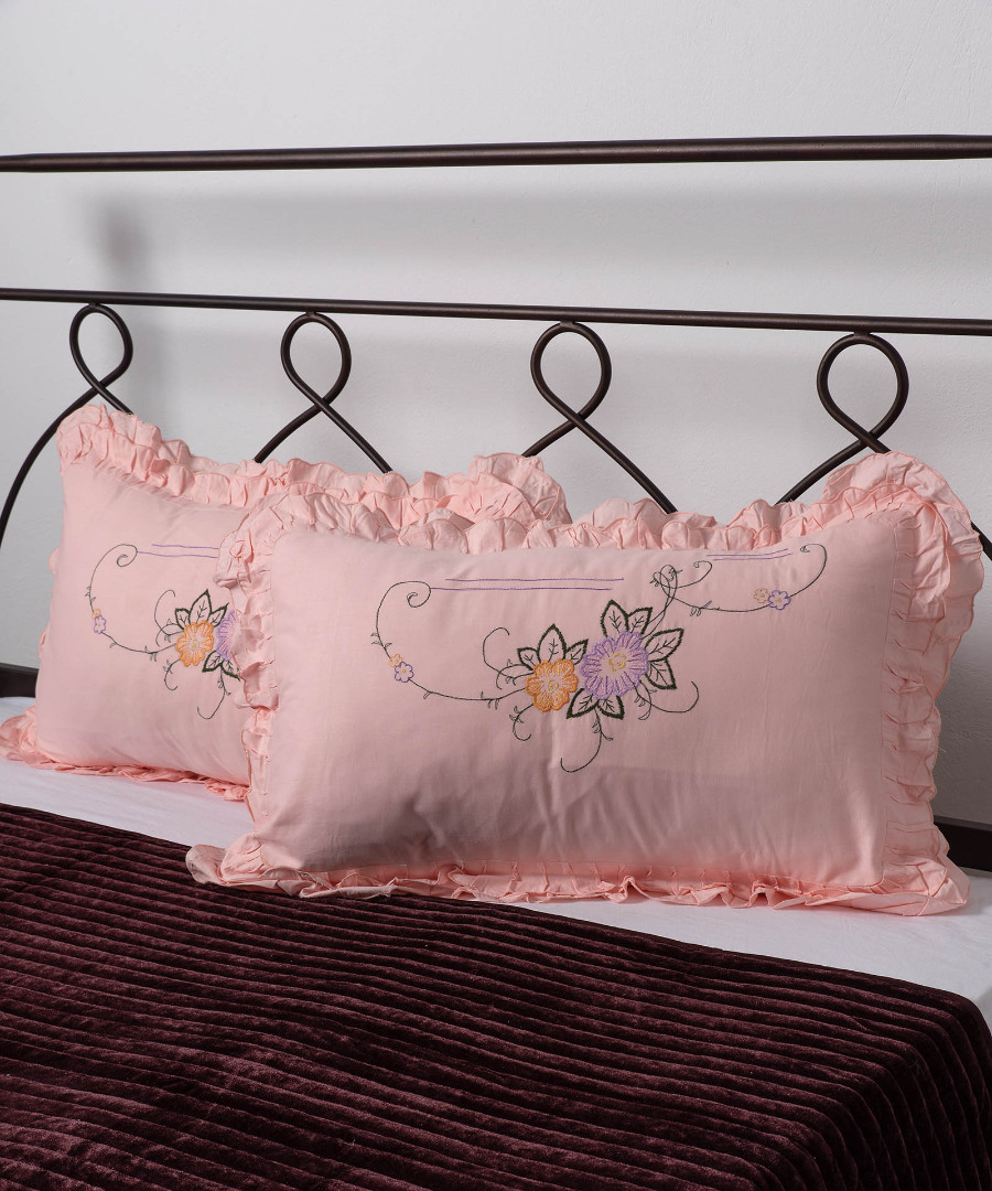 volanroz Βαμβακερή μαξιλαροθήκη με βολάν και κέντημα (40cm x 65cm) ρόζ ζευγάρι SilkFashion - Image 1