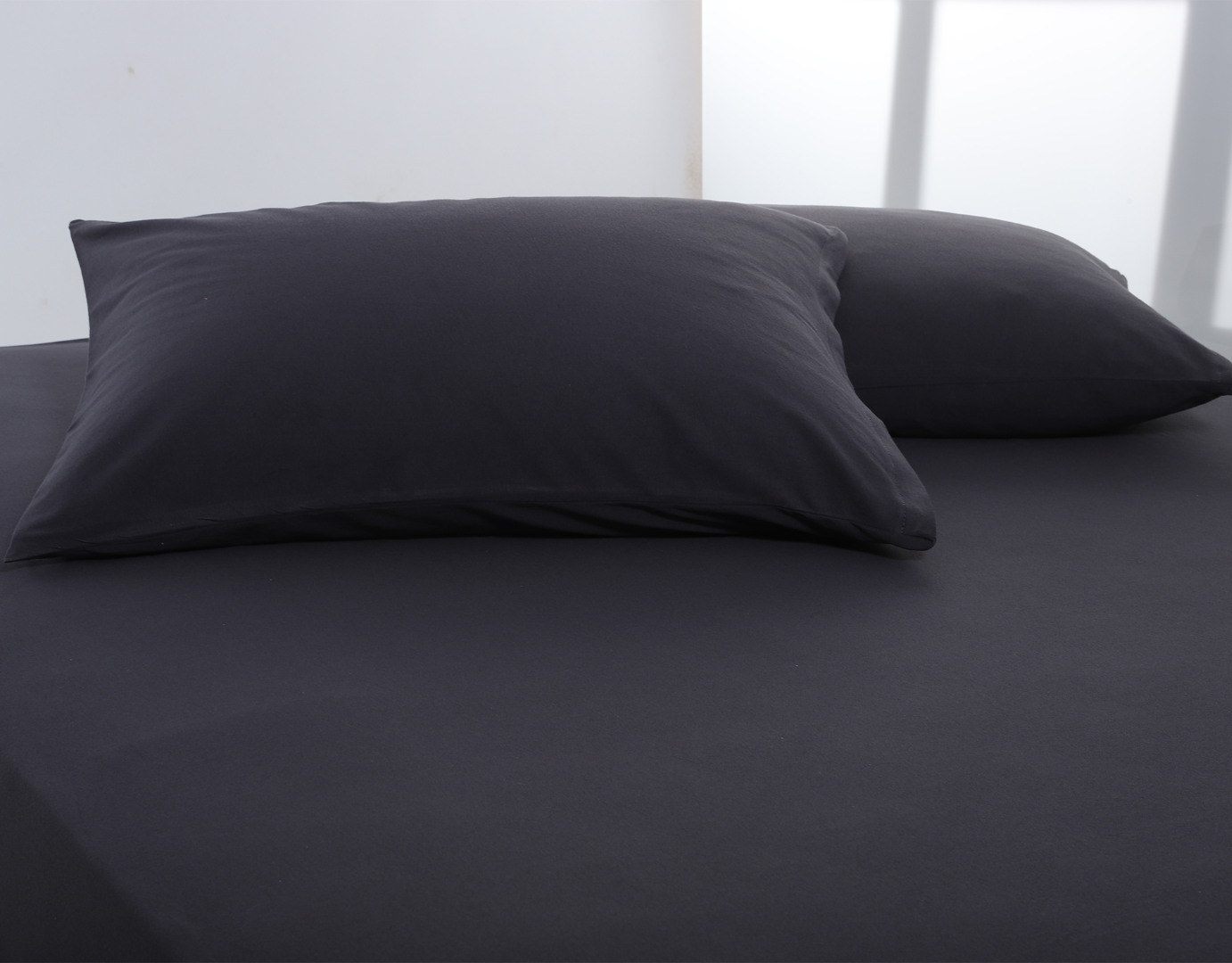 IMG_9616 Ζευγάρι μαξιλαροθήκες jersey (50cm x 70cm) dark grey SilkFashion - Image 1