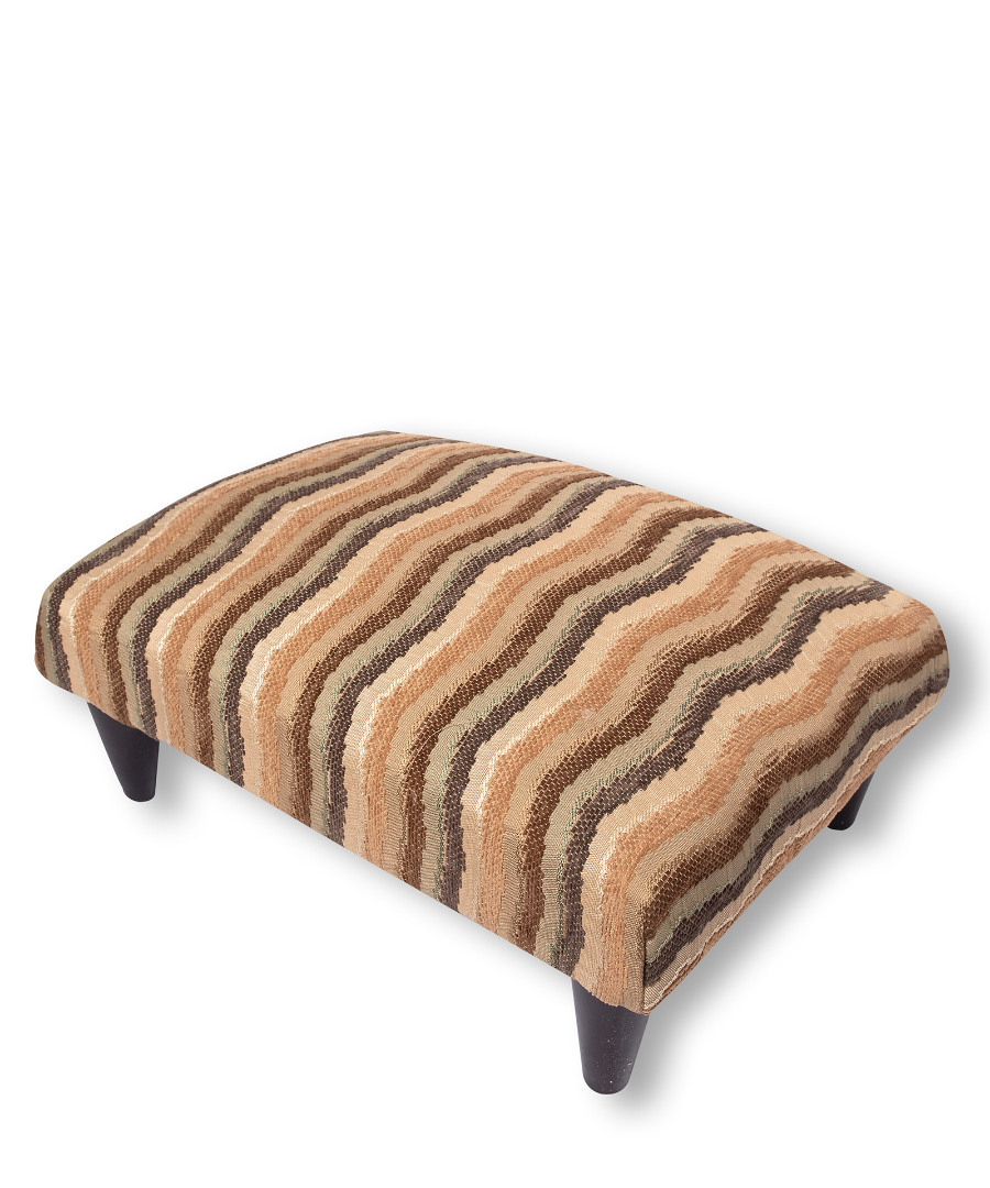 skabo602kymaxryso Υποπόδιο (40cm X 30cm X 16cm) 602 κύμα χρυσό μακρόστενο SilkFashion - Image 1