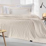 Κουβερλί King Size  270×250 Guy Laroche Must Natural-Sand