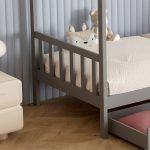 ΚΡΕΒΑΤΙ ΠΑΙΔΙΚΟ KLARICE HM680.05 τ.MONTESSORI-2 ΣΥΡΤΑΡΙΑ- ΞΥΛΟ ΠΕΥΚΟΥ ΓΚΡΙ-190x90εκ - Image 6