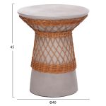 ΒΟΗΘΗΤΙΚΟ ΤΡΑΠΕΖΙ ΣΤΡΟΓΓΥΛΟ DELIA HM18167.03 FIBER CEMENT ΓΚΡΙ & RATTAN Φ40x45Υεκ - Image 2